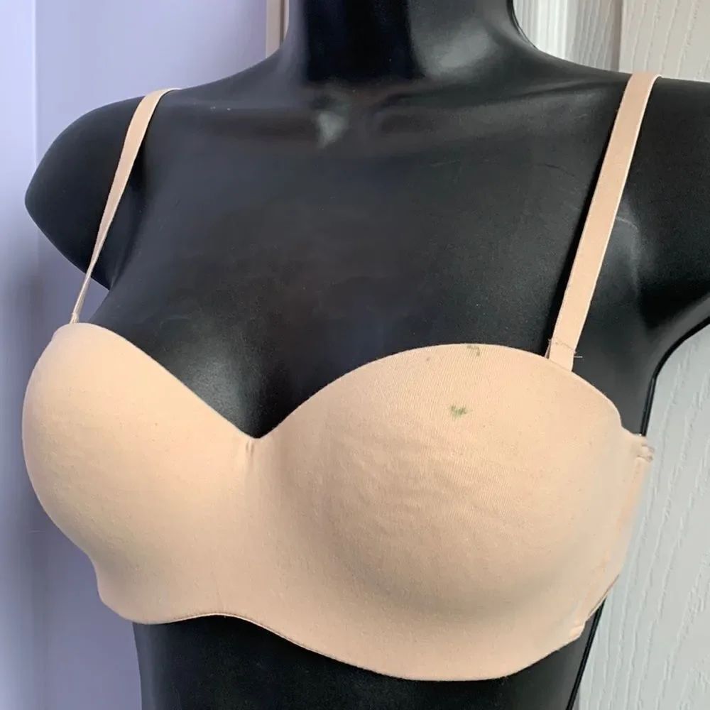 Victoria’s Secret Body by Victoria Strapless Lined Underwire Bra 34B beige
